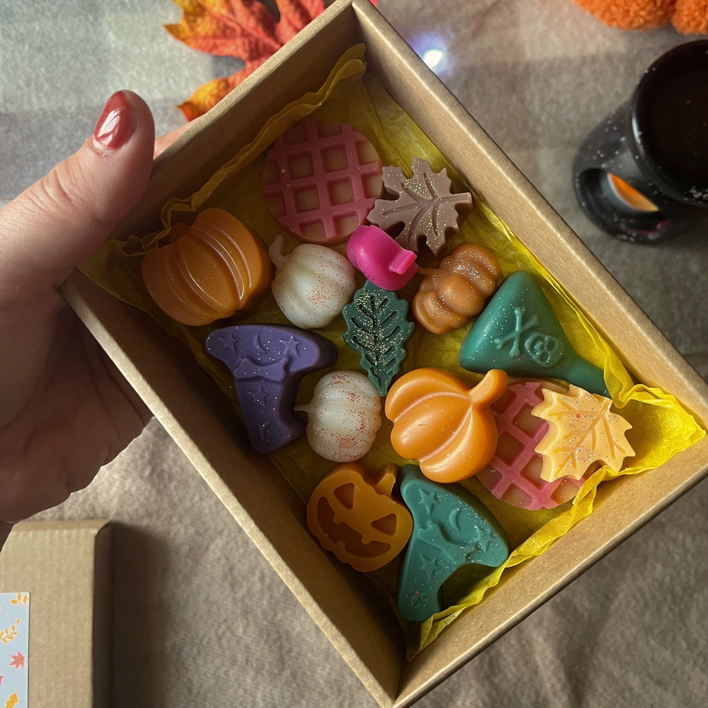 Ръчно изляти восъчни мелтове 100 грама - есенни фигурки🍂
